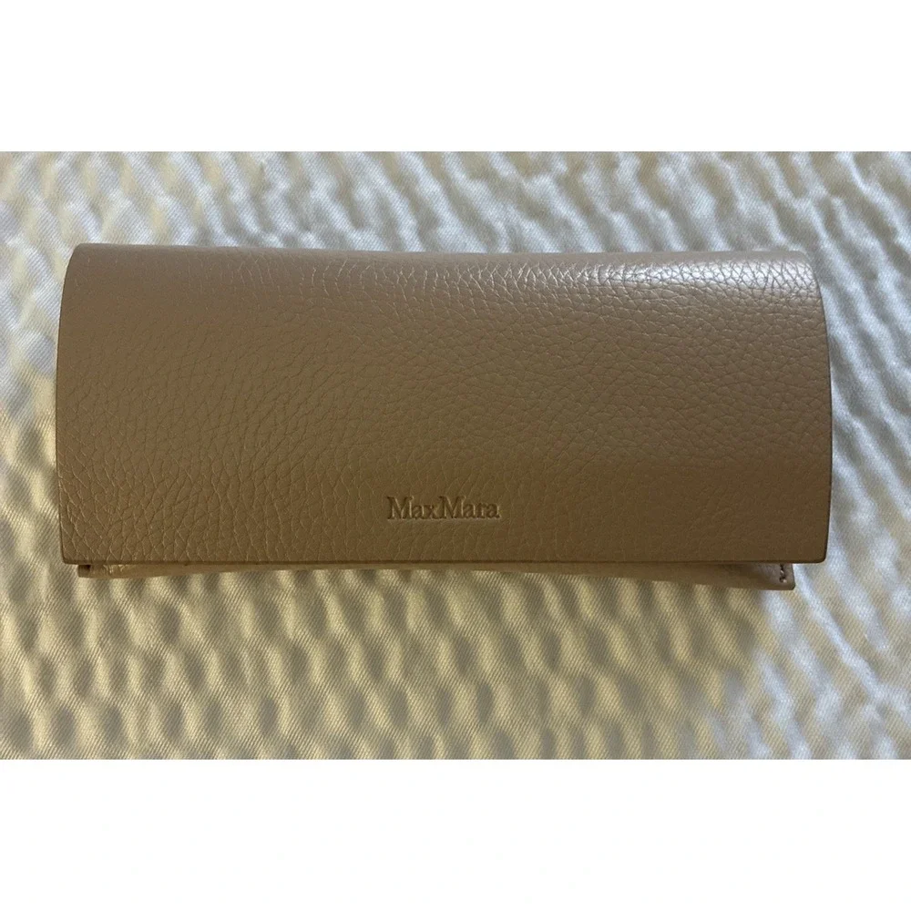 AUTHENTIC MAX MARA EYEGLASS / SUNGLASS CASE - TAN Semi Hard Pebbles Leather Case